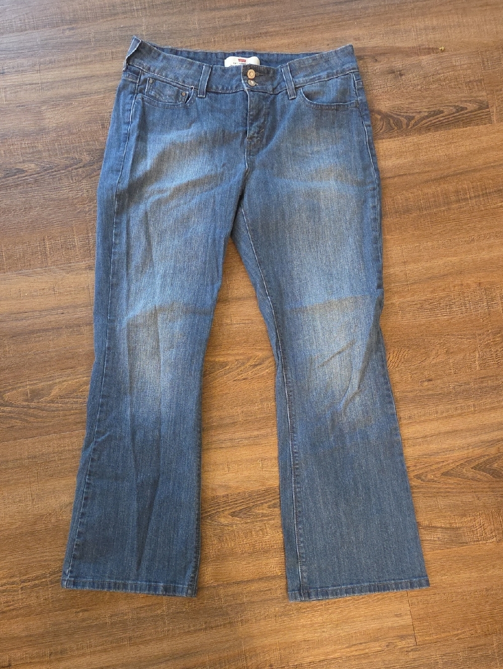 Levi's Blue Flare Jeans — Mid-Rise Wide Leg